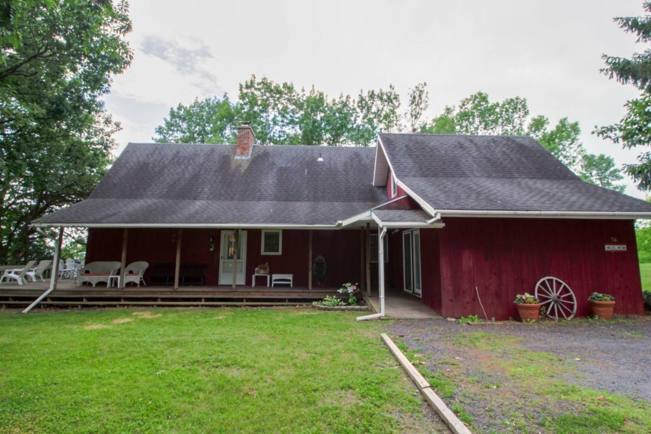 Southern Point Cottage At Inselheim Road South Hero Exterior photo